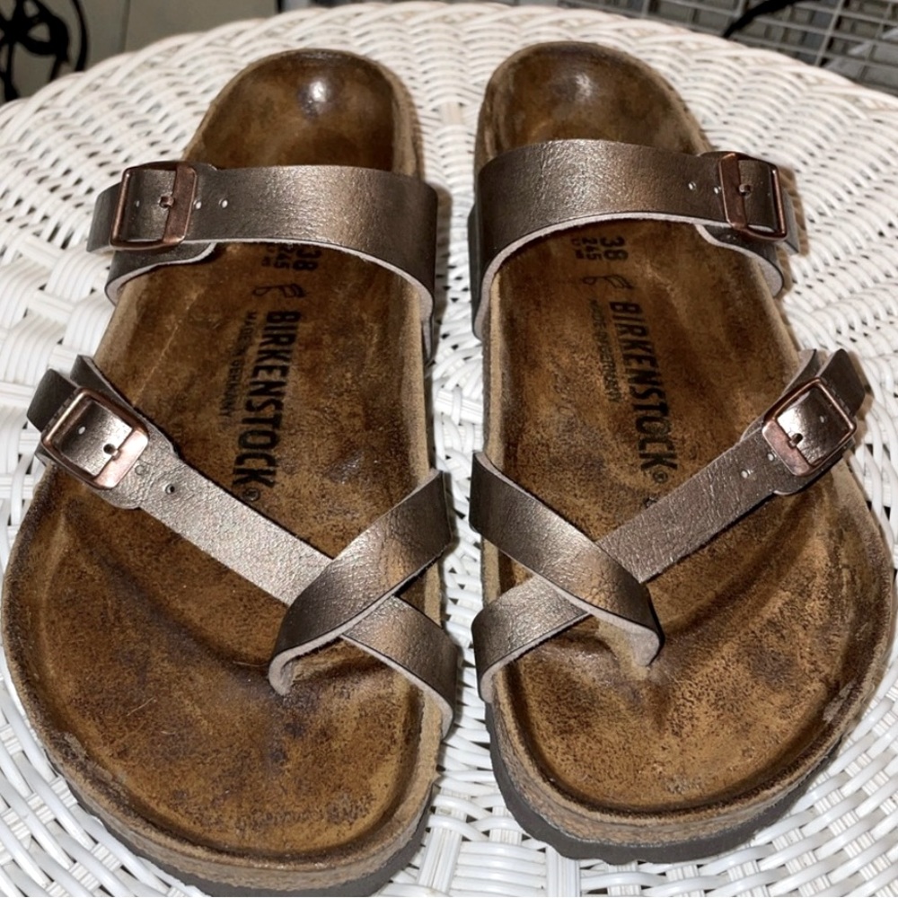 Birkenstock sz 38 EUC worn one time
